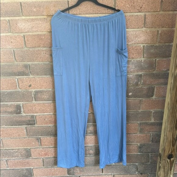 PrettyGarde Blue No-Sleeve Pajama Set for Cozy Sleep or lounge wear - Picture 4 of 9